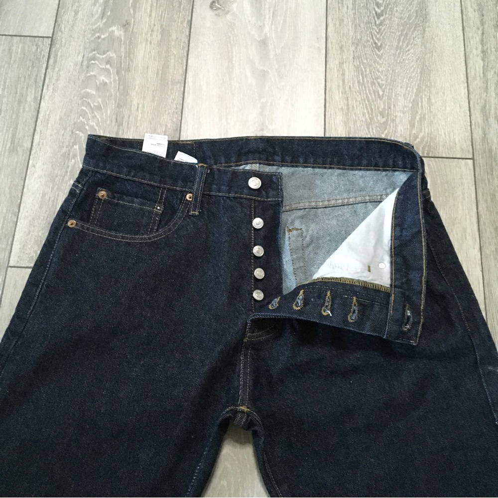 Levis 501 Jeans W32 L30 Blue Straight Button Fly Denim - Picture 5 of 10